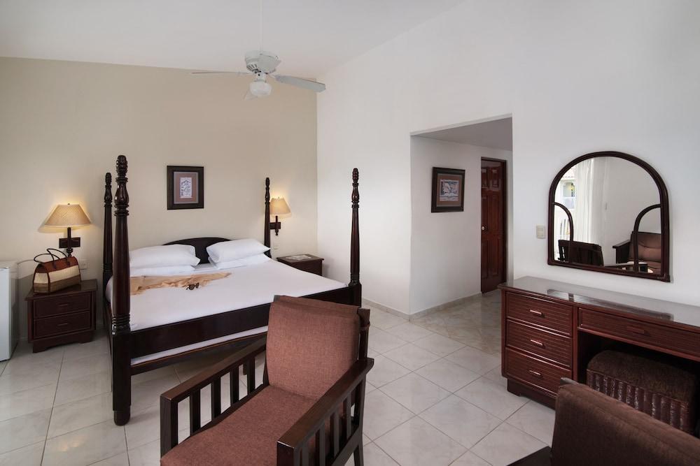 פוארטו פלטה Lifestyle Tropical Beach Resort And Spa מראה חיצוני תמונה