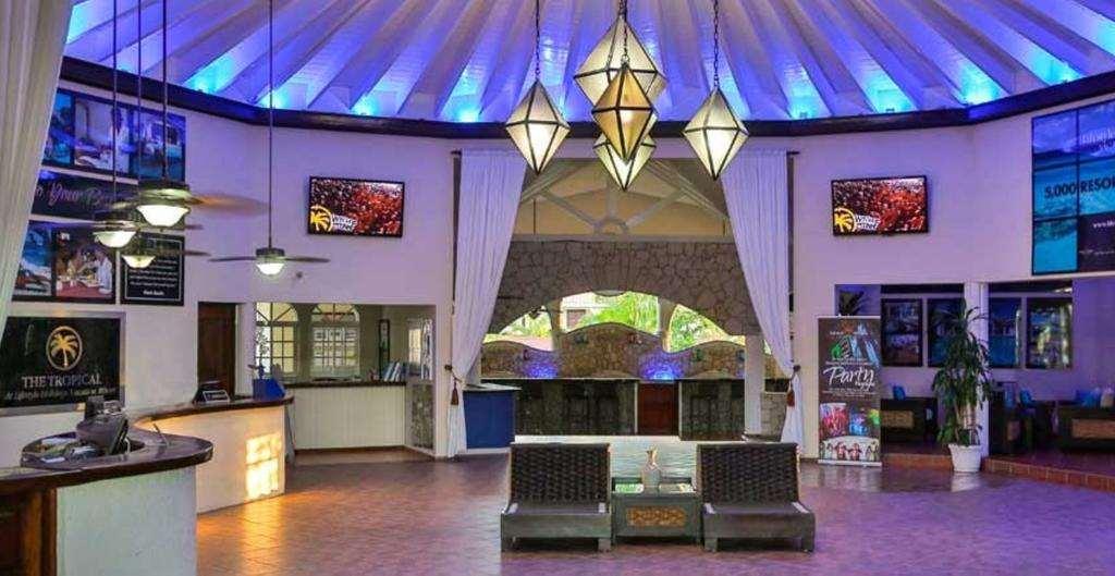 פוארטו פלטה Lifestyle Tropical Beach Resort And Spa מראה פנימי תמונה